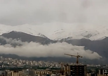 فرود آمدن ابرهای باران‌زا بر آسمان پایتخت + فیلم