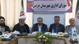 کار&zwnj;های بزرگی به رغم تنگنا&zwnj;های اقتصادی در کشور انجام شد