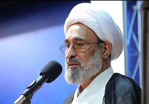 بزرگان دینی بر ارتقاء معرفت زائران مسجد مقدس جمکران تاکید کردند