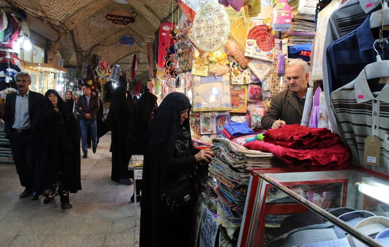 حمایت از کالای ایرانی حمایت ازغرورو غیرت ایرانیست /بازگشت 30 طرح صنعتی به چرخه تولید استان زنجان