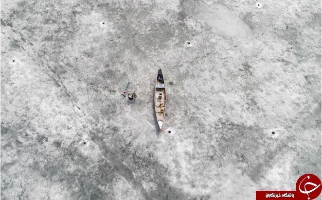 تصاویر روز: از شلیک توپ به مناسبت تولد فرزند سوم دوک کمبریج تا نیروگاه خورشیدی شناور در چین