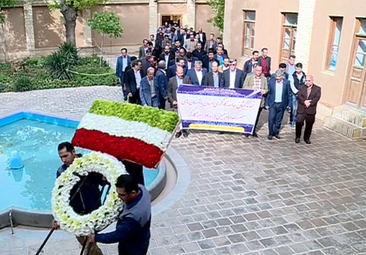 تجدید میثاق کارگران با آرمان&zwnj;های امام خمینی (ره) در بیت ایشان