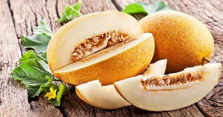 این میوه را هرگز ناشتا نخورید