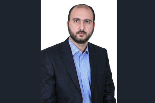 علی فروغی مدیر شبکه سه شد