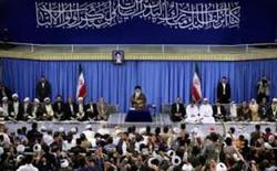 دیدار قاریان کرمانشاهی با مقام معظم رهبری