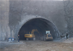حفاری تونل کبیرکوه آبدانان تا پایان سال جاری تمام می شود