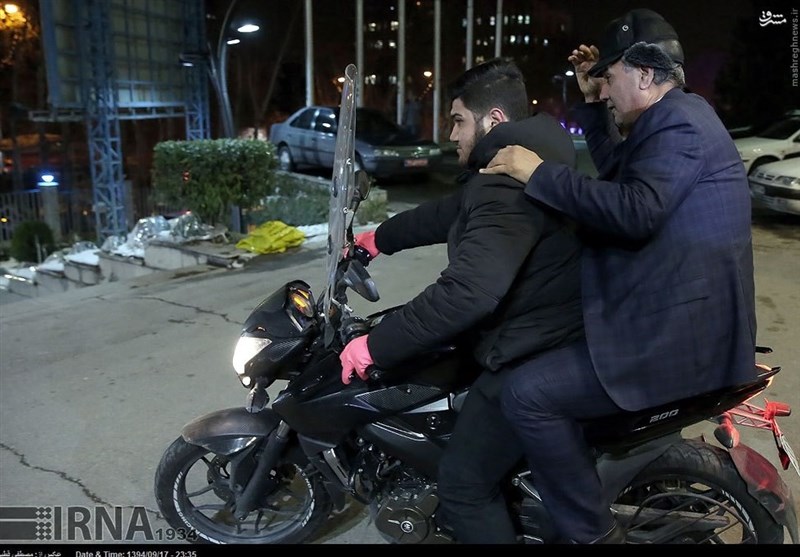 مسئولانی که بدون کلاه ایمنی سوار موتور می&zwnj;شوند+تصاویر