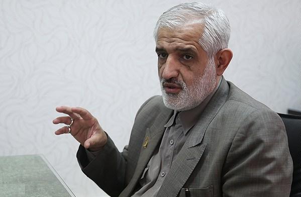 بازنشستگی شوراها در دوران طفوليت/ شورای شهر یا شورای شهرداری؟