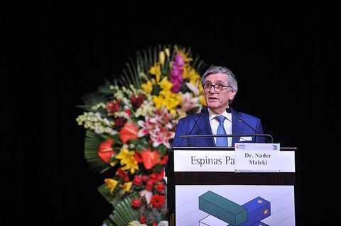 گسترش همکاری های بانکی با تاسیس انجمن ایران و اروپا