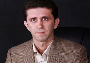 مشکل بیکاری جوانان با افزایش ظرفیت آزمون وکالت حل نمی‌شود