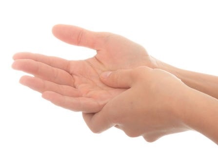 علل سوزن&zwnj; سوزن شدن و سوزشِ دست و پا