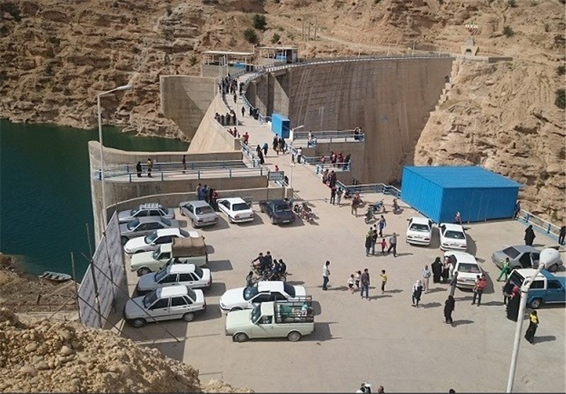 مجوز احداث ۹۷ هزار مترمکعب آب شیرین کن در استان بوشهر صادر شد