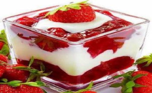 جوانسازی و شادابی پوست با دسر توت&zwnj;فرنگی/ خواص دسر توت&zwnj;فرنگی در جوانسازی و شادابی پوست