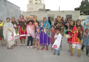 برگزاری آیین سنتی "آردگیز گردانی" در هرمزگان