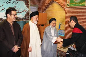 تقدیر از فعالان نماز عرصه فرهنگ و هنر گیلان