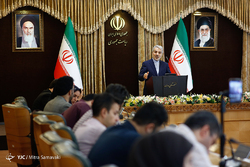 نشست خبری سخنگوی دولت - 8 خرداد 1397