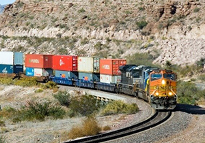 ورود قطار کانتینری چین از خط ریلی اینچه برون به ایران