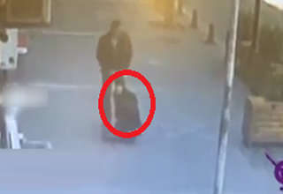 عاقبت مردی که همسرش را در ملاء عام کتک زد +فیلم