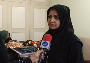 بانوی هنرمند سوزن دوز یزدی نیازمند حمایت