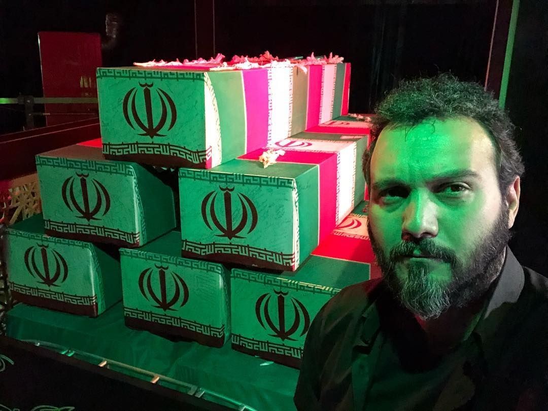زیباترین سلفی کامبیز دیرباز/ ادامه تصویربرداری &laquo;شرایط خاص&raquo; در معراج الشهدا تهران