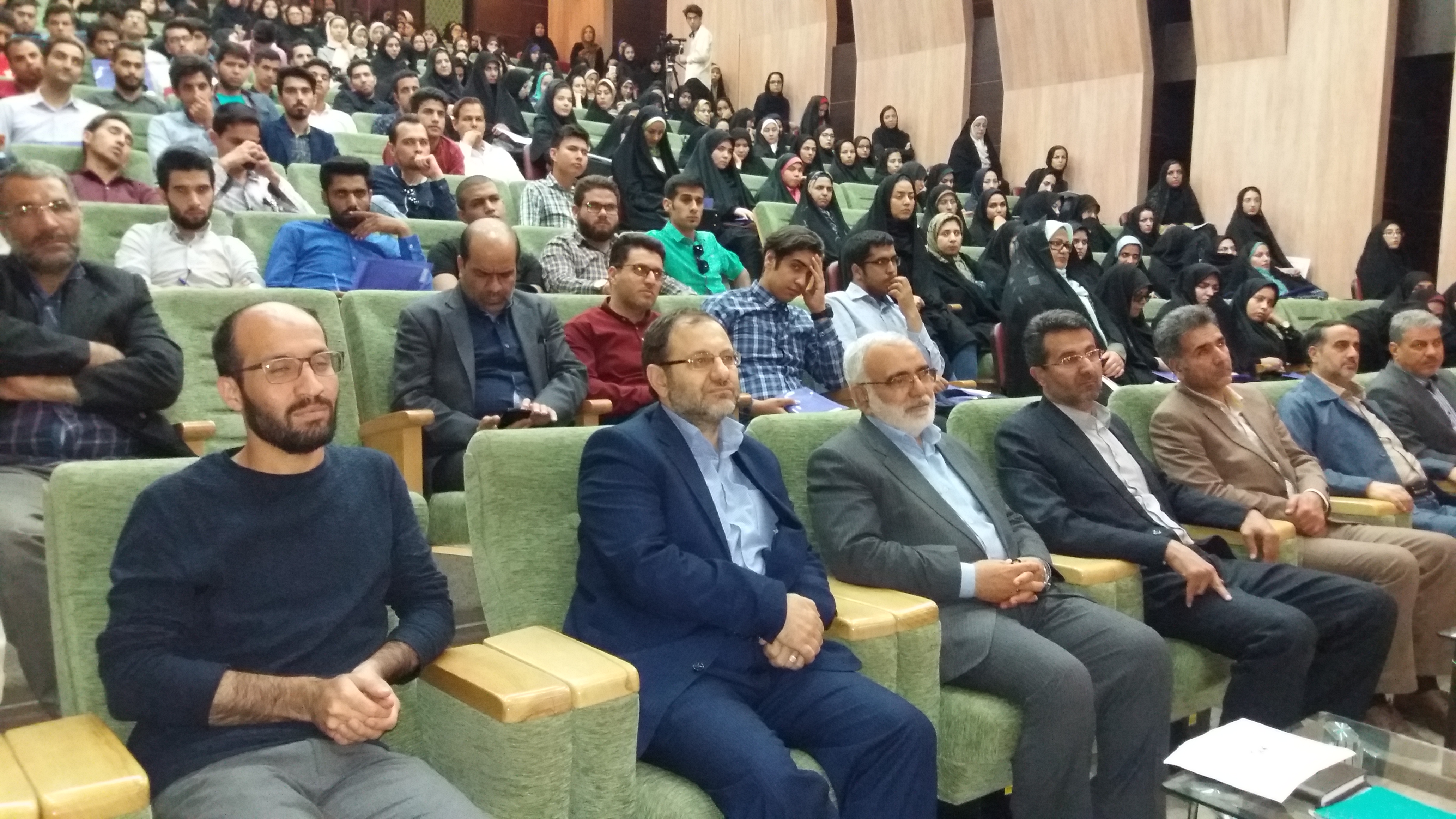 برگزاری کارگاه‌های اشتغالزایی ویژه مددجویان کمیته امداد امام خمینی (ره)