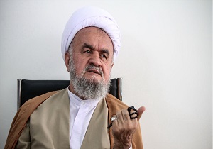 مسئولین برای حل مشکلات جامعه اقدام کنند