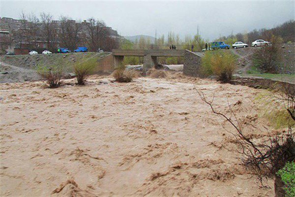 ۱۷ کشته و زخمی بر اثر حوادث جوی روز گذشته