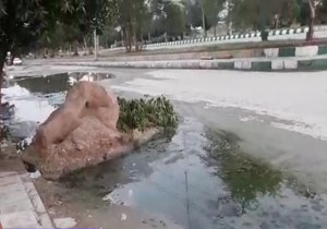 چهره زشت فاضلاب در خیابان شهرستان بستان + فیلم