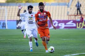 دانشگر به استقلال پيوست + عکس