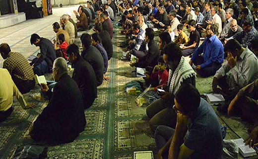 شب قدر؛شب راز ونیاز به درگاه حضرت حق