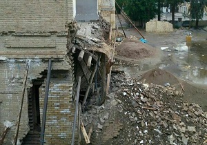 باشگاه افسران بر اثر رعد و برق فروریخت