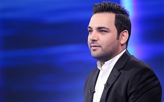 احسان علیخانی، 14 سال پیش هنگام اجرای برنامه پسرای ایرونی +فیلم
