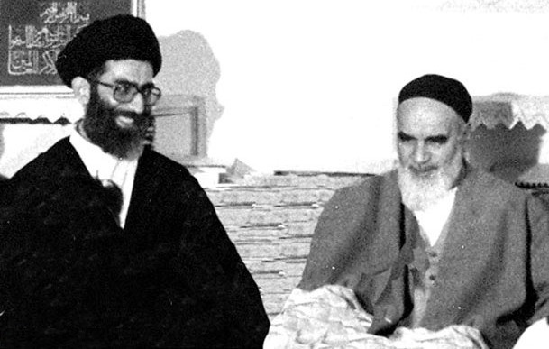 امام خمینی(ره): آقای خامنه&zwnj;ای تا وقتی که انقلاب به اوج خودش برسد و تا آخر حاضر خواهد بود +فیلم