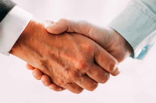 ۱۰ عادت ساده ای که نکات زیادی را درباره شخصیت ما آشکار می&lrm;کنند