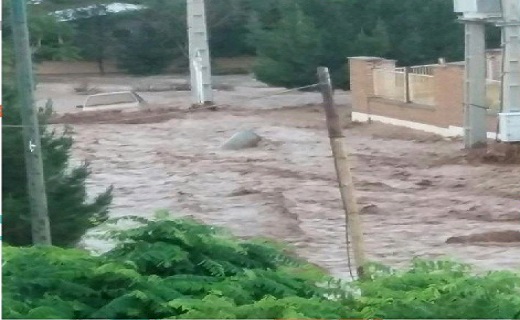 سیل در روستای آقچه مزار بویین زهرا