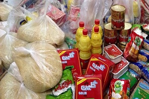 توزیع ۲۰۰ سبد کالا بین مستمندان توسط بسیجیان تفرش