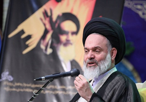 امام راحل تمام عمرش را وقف مردم و اسلام کرد/ سخنرانی های رهبری نقشه های دشمنان را نقش برآب می کند