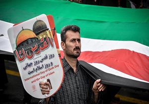 نامگذاری روز قدس از سوی امام (ره) سبب توجه به آرمان فلسطین در دنیا شد