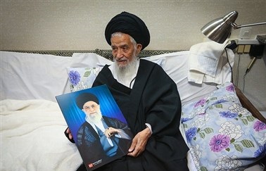 نظر ۲۰ شاگرد امام (ره) درباره مدیریت سیاسی و وزانت علمی امام خامنه&zwnj;ای