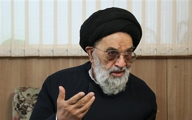 نظر ۲۰ شاگرد امام (ره) درباره مدیریت سیاسی و وزانت علمی امام خامنه&zwnj;ای