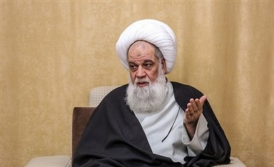 نظر ۲۰ شاگرد امام (ره) درباره مدیریت سیاسی و وزانت علمی امام خامنه&zwnj;ای