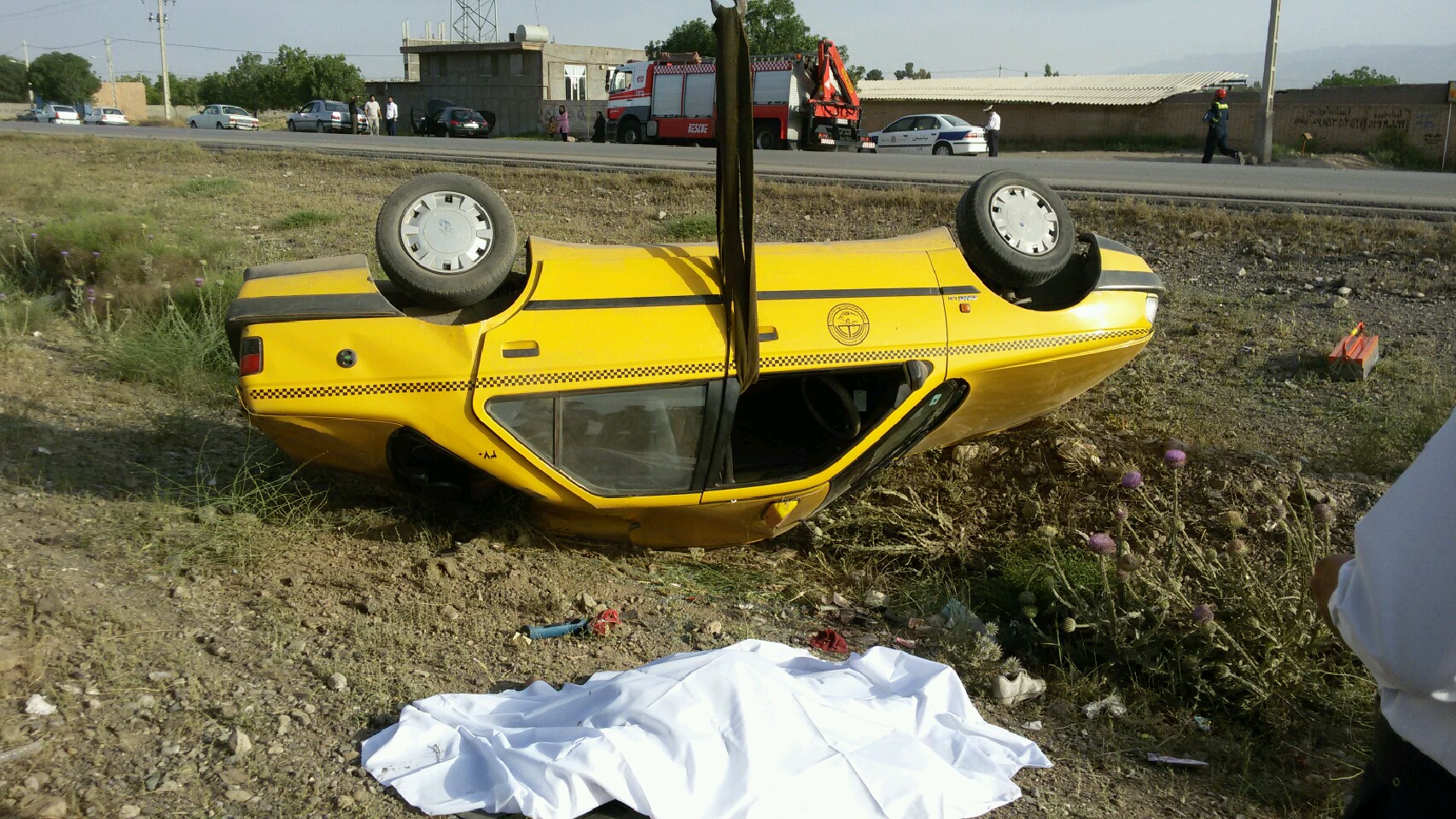 خواب آلودگی راننده حادثه ساز شد