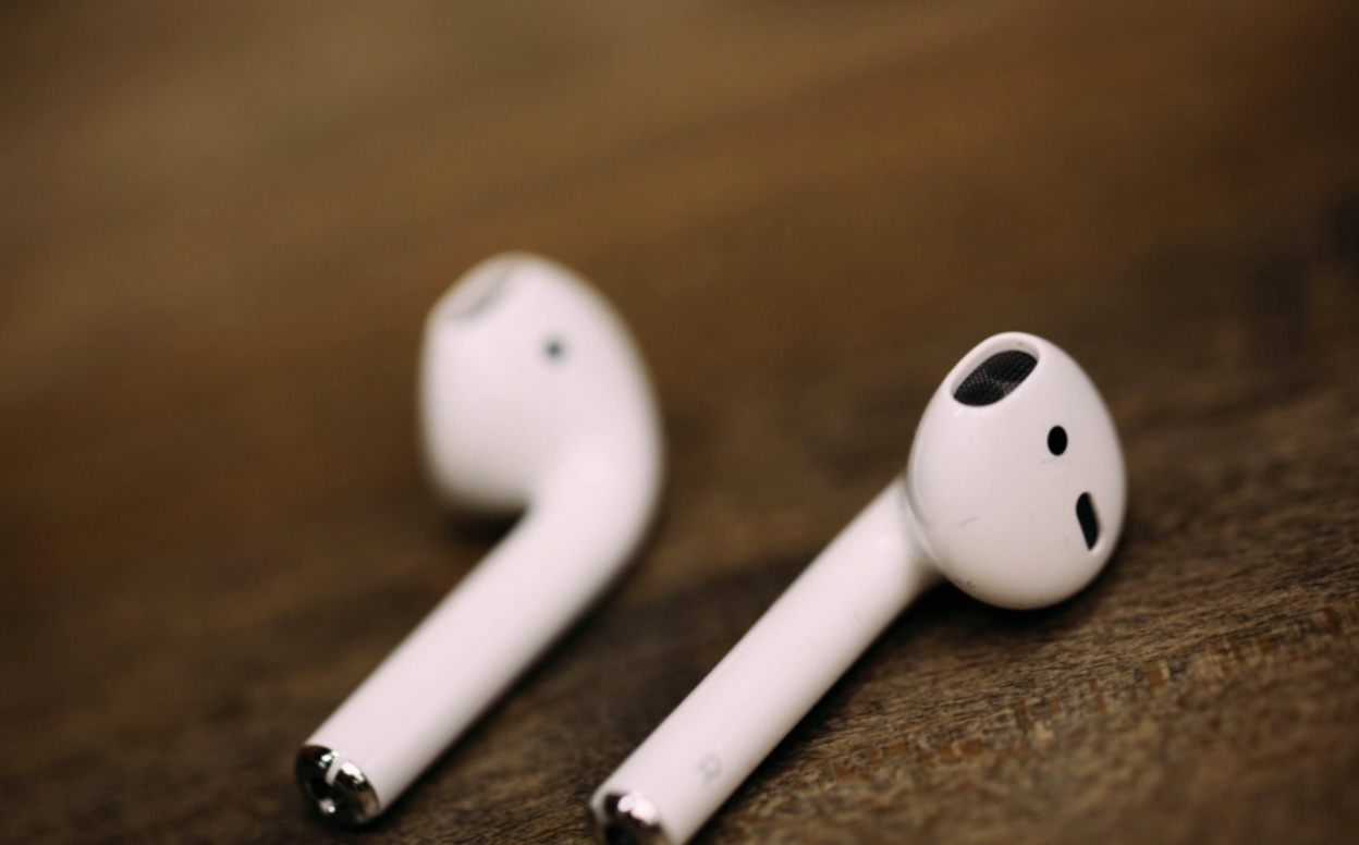 ایرپادهای اپل در iOS 12 ابزار افراد کم&zwnj;شنوا می&zwnj;شود