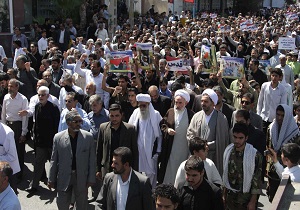 مسلمانان با قدرت و شهامت در راهپیمایی روز جهانی قدس شرکت کنند