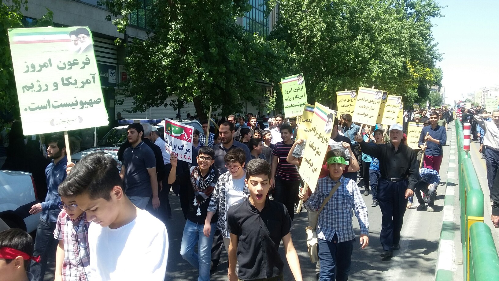 لحظه به لحظه با راهپیمایان روزه&zwnj;دار تهرانی در مراسم روز قدس