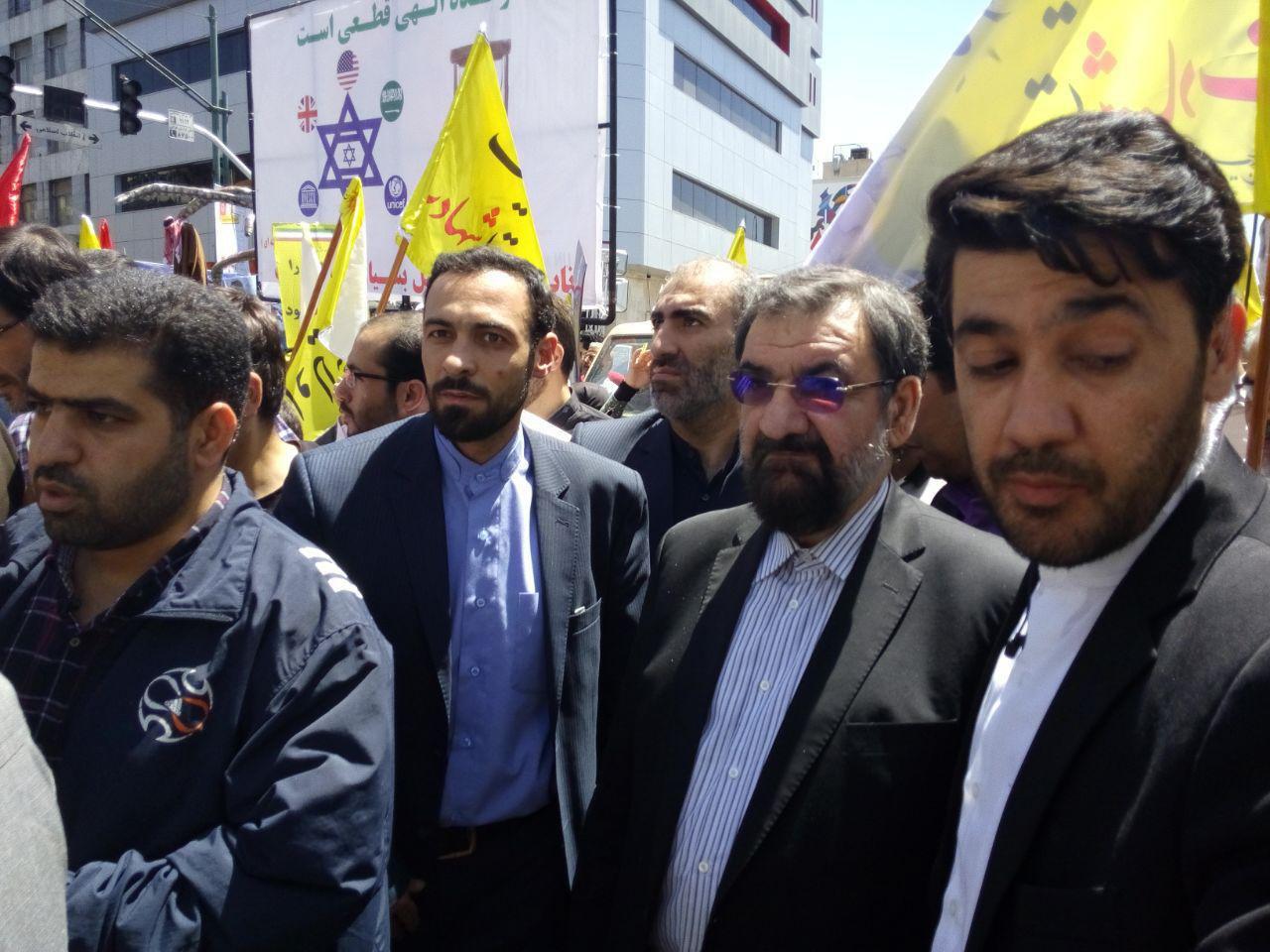 محسن رضایی در راهپیمایی روز قدس شرکت کرد