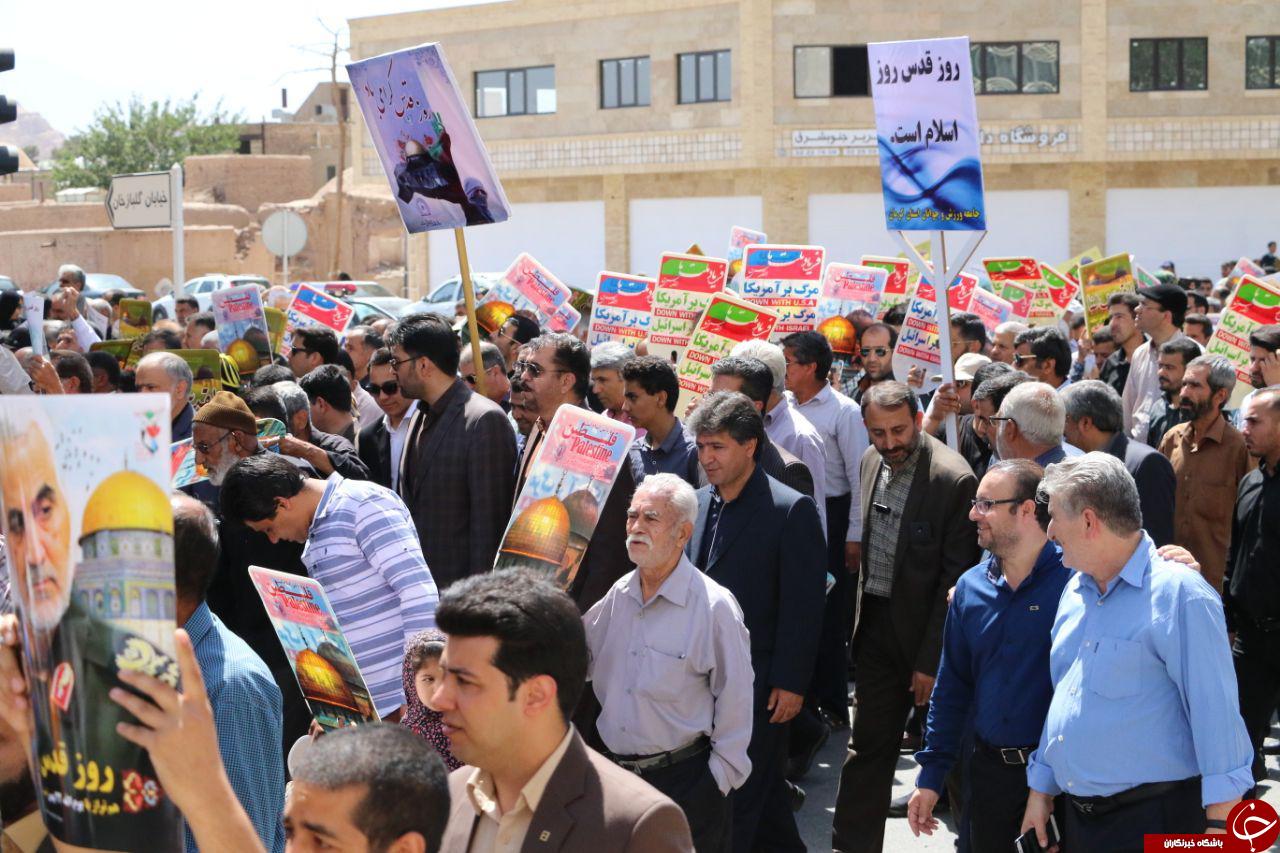 جلوه هایی از حضور جامعه ورزش کرمان در راهپمایی روز قدس + تصاویر