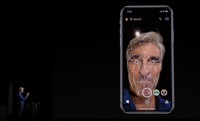 در iOS 12 می&zwnj;توانید بیش از یک چهره به فیس آیدی معرفی کنید