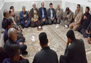 دیدار رئیس کل دادگستری هرمزگان با خانواده شهید خلیل تختی نژاد