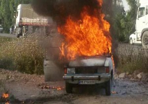 آتش گرفتن پیکان وانت در دزفول بر اثر نشت گاز CNG